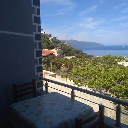 Semesterbostad Klara's House Vlorë